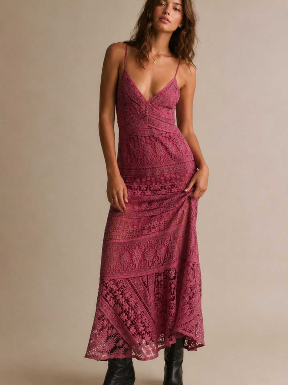 LIKELY Pink Lace Midi Dress Women’s Spaghetti Strap Mermaid Hem Cocktail Size 2